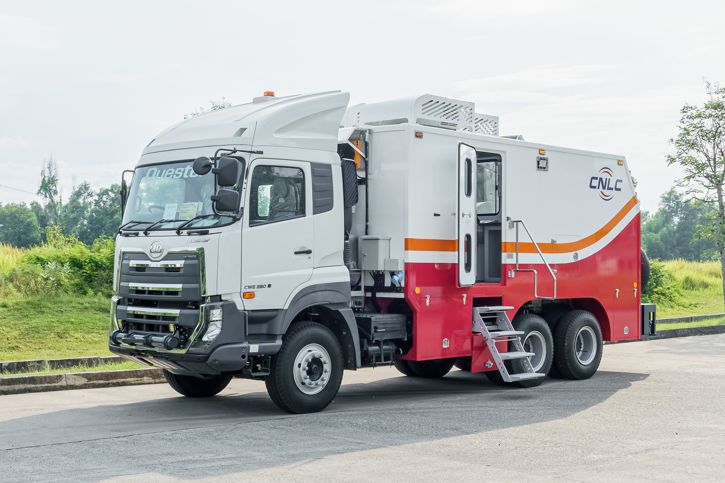 Wireline Logging Truck - Image 2